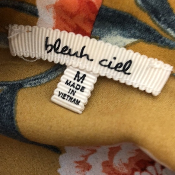 Bleuh ciel women’s yellow/ gold floral tie front blouse​ - Picture 7 of 7